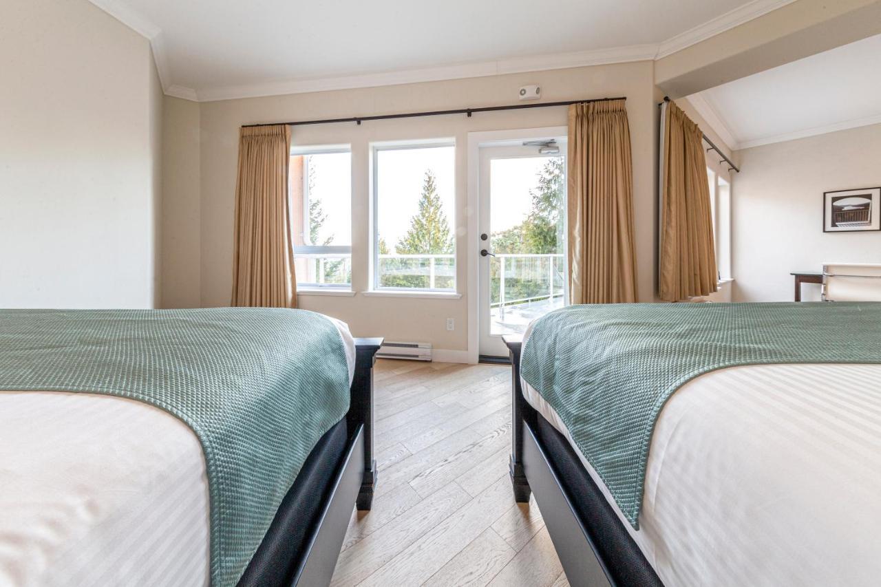 Villa Eyrie Resort Malahat Exterior photo